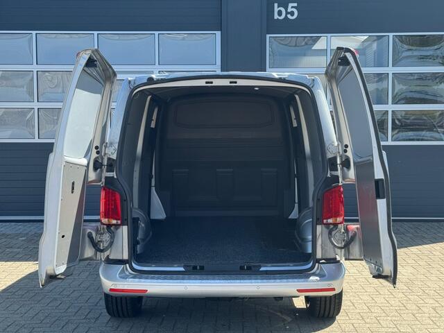 Volkswagen TRANSPORTER 2.0 TDI 150PK Automaat L2H1 / Dubbele schuifdeur / Carplay / Dea