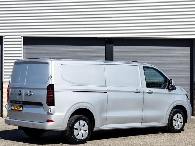 Volkswagen TRANSPORTER 2.0 TDI 150pk automaat L2H1 PanAmericana | BPM-Vrij | Achterdeuren | Climate Control | Cruise Control |