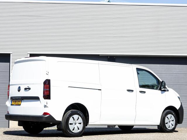 Volkswagen TRANSPORTER 2.0 TDI L2H1 30 150pk Automaat | BPM-vrij | Achterdeuren | Camera | Cruise control |