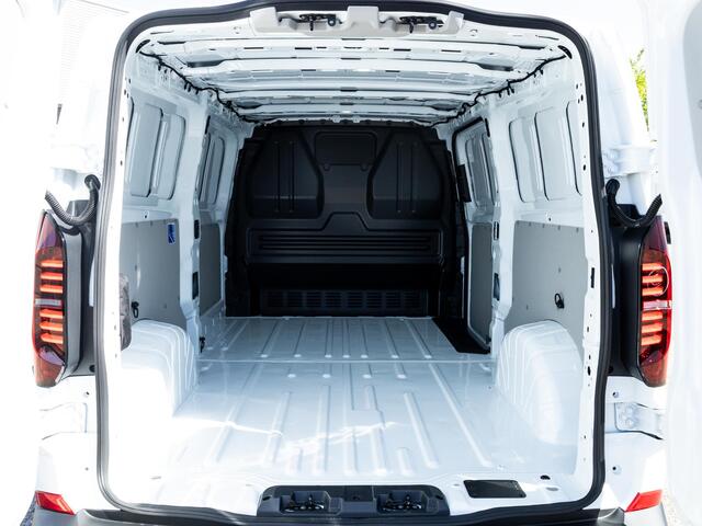 Volkswagen TRANSPORTER 2.0 TDI L2H1 30 150pk Automaat | BPM-vrij | Achterdeuren | Camera | Cruise control |