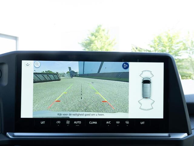 Volkswagen TRANSPORTER 2.0 TDI L2H1 30 150pk Automaat | BPM-vrij | Achterdeuren | Camera | Cruise control |