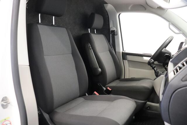 Volkswagen TRANSPORTER 2.0 TDI L2H1 150PK EURO 6 - Airco - Cruise - Start/Stop - ¤13.950,- Excl.