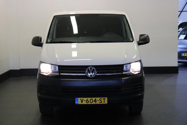 Volkswagen TRANSPORTER 2.0 TDI L2H1 150PK EURO 6 - Airco - Cruise - Start/Stop - ¤13.950,- Excl.