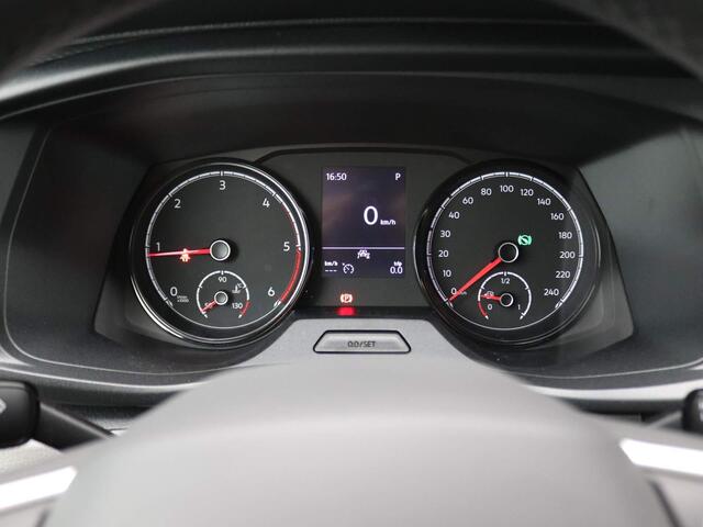 Volkswagen TRANSPORTER 2.0 TDI L2H1 30 150PK DSG 2x schuifdeur, Trekhaak, achteruitrijcamera, LED, cruise control, bijrijdersbank, standkachel