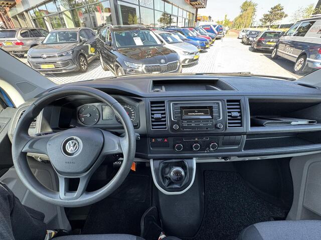 Volkswagen TRANSPORTER 2.0 TDI L2H1 Trendline RVS imperiaal / trekhaak/ slechts 49.127km !