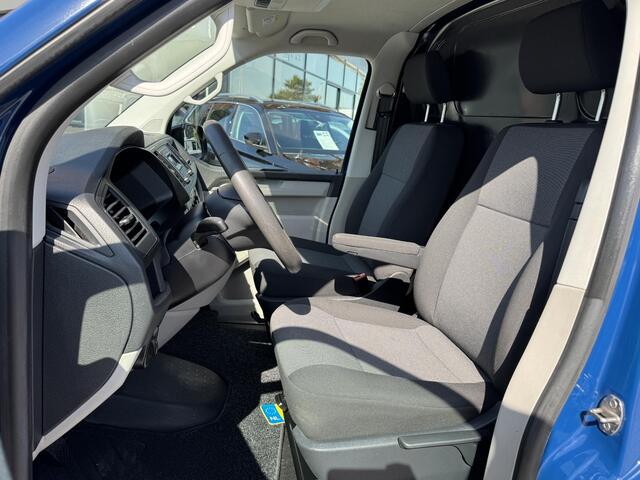 Volkswagen TRANSPORTER 2.0 TDI L2H1 Trendline RVS imperiaal / trekhaak/ slechts 49.127km !