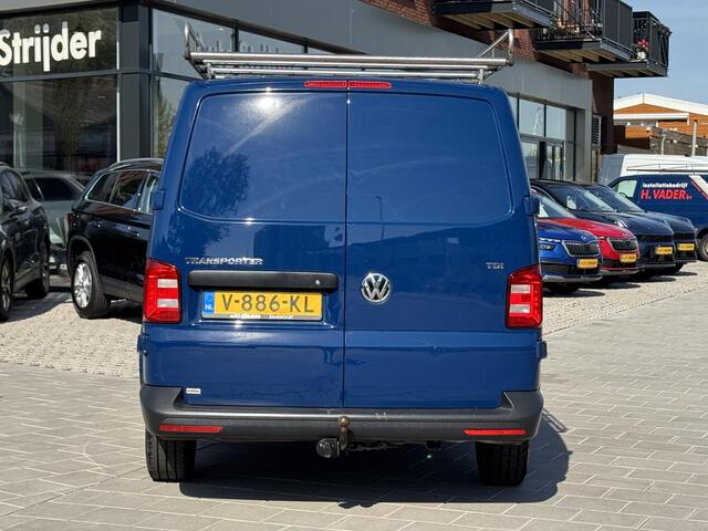 Volkswagen TRANSPORTER 2.0 TDI L2H1 Trendline RVS imperiaal / trekhaak/ slechts 49.127km !