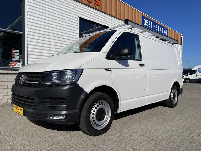 Volkswagen TRANSPORTER 2.0 TDI 102pk euro 6 / L1H1 Comfortline / bpm vrij / vaste prijs rijklaar ¤ 12.950 ex btw / lease vanaf ¤ 218 / Bott ingerichte laadruimte / imperial / trekhaak / bijrijdersbank !