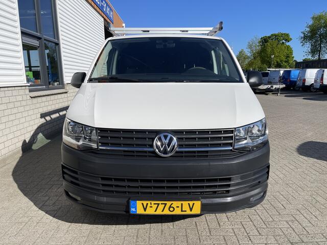 Volkswagen TRANSPORTER 2.0 TDI 102pk euro 6 / L1H1 Comfortline / bpm vrij / vaste prijs rijklaar ¤ 12.950 ex btw / lease vanaf ¤ 218 / Bott ingerichte laadruimte / imperial / trekhaak / bijrijdersbank !