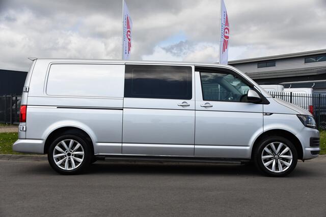 Volkswagen TRANSPORTER 2.0 TDI L2H1 DC PB Edition Cruise, Sensoren, Airco, 102PK Trekhaak, Dubbel Cabine, Uniek!