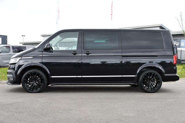 Volkswagen TRANSPORTER 2.0 TDI L2H1 30 DC Bulli Full Options! Virtual, Adaptieve Cruise, Camera, Carplay, Leder, 199PK, Clima, Stoelverwarming, Elektrische deuren, Uniek!