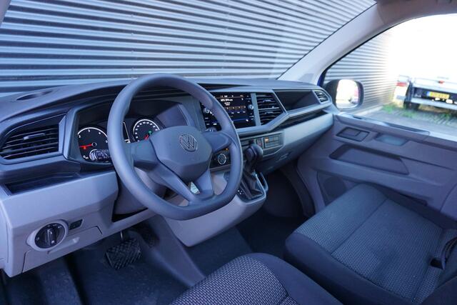 Volkswagen TRANSPORTER 32 | L2H1 | 150 PK AUT | Cruise | Camera | Navi | BPM Vrij!
