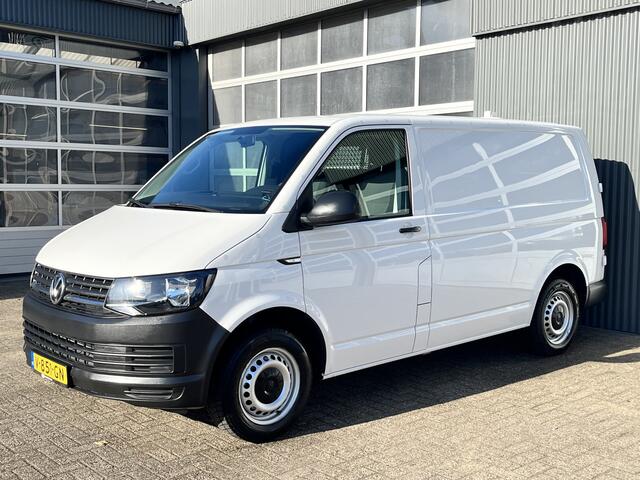 Volkswagen TRANSPORTER 2.0 TDI L1H1 150pk DSG Automaat Airco Telefoonvoorbereiding 2-Persoons Usb aansluiting 1e eigenaar Euro 6 Bestel Bpm vrij voor particulier gebruik!!