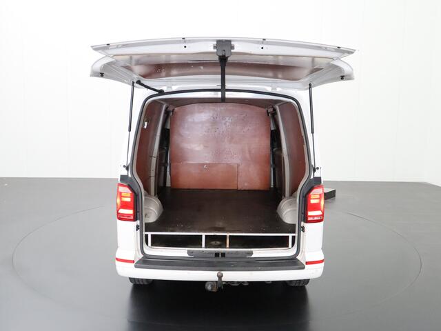 Volkswagen TRANSPORTER 2.0TDI DSG Automaat Lang Exclusive | 2xSchuifdeur | Airco | Cruise | 3-Persoons | trekhaak