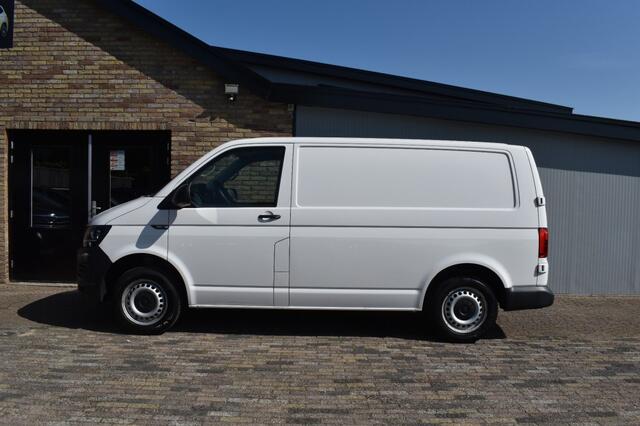 Volkswagen TRANSPORTER 2.0 TDI L1H1 HIGHL. Apple Carplay, Cruise, Schuifdeur