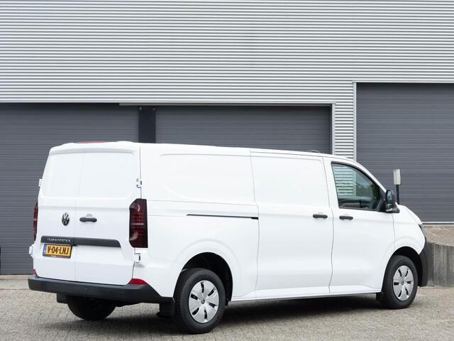 Volkswagen TRANSPORTER T7 2.0 TDI 150pk L2H1 Automaat | BPM-vrij | Trekhaak |Climate control |Achterdeuren | Camera | Cruise control |
