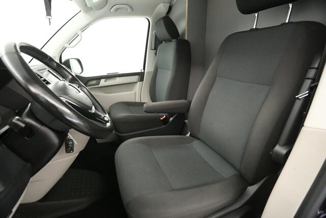 Volkswagen TRANSPORTER 2.0 TDI L1H1 150PK Automaat Airco Cruise Carplay Navigatie PDC 2xSchuifdeur