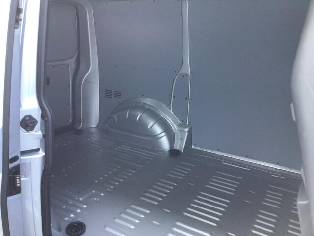 Volkswagen TRANSPORTER 2.0 TDI 150PK DSG L1H1 28 Bulli