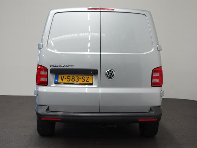 Volkswagen TRANSPORTER 102pk L1H1 Highline Navigatie 18" Velgen Airco Cruise control Euro6 Bluetooth