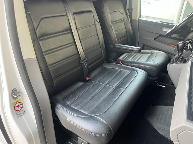 Volkswagen TRANSPORTER 2.0 TDI L2H1 T6.1 150pk DSG Automaat Airco Cruise Trekhaak 2500kg Navigatie App connect 1e eigenaar BPM vrij Euro 6 Lang bestel