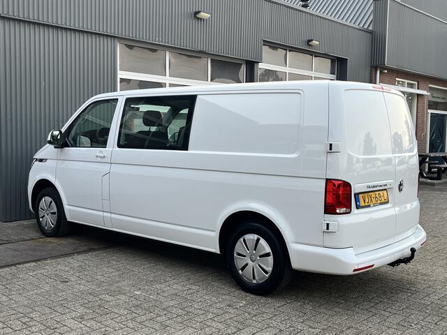 Volkswagen TRANSPORTER 2.0 TDI L2H1 150PK DC Airco Cruise controle Telefoonverbinding Trekhaak 2500kg Apple carplay Navigatiesysteem schuifdeur Euro 6 DC 1e eigenaar Dealer onderhouden