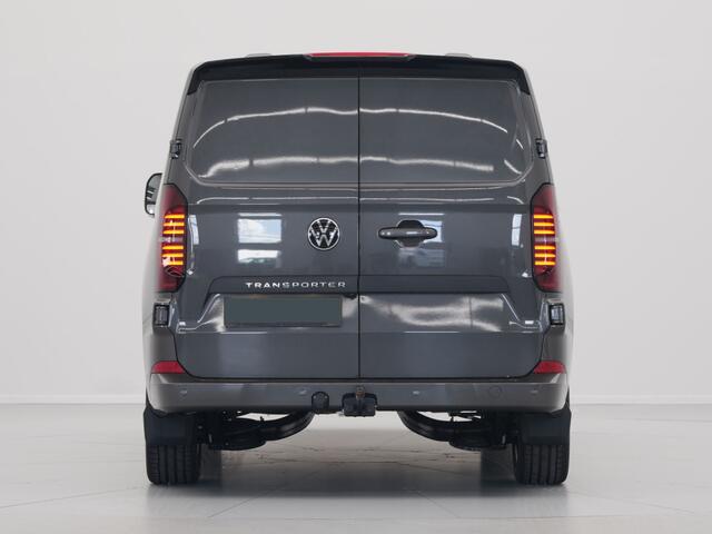 Volkswagen TRANSPORTER 2.0 TDI 125kW 170PK L2H1 Bulli AUT Intro rijdende demo, kilometerstand loopt op binnenzijde laadruimte is betimmerd