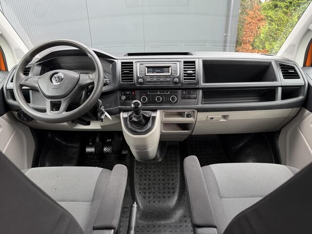 Volkswagen TRANSPORTER 2.0 TDI / L2H1 / DUBBELE CABINE / 1e EIG. / TREKHAAK / AIRCO / CRUISE / SIDEBARS