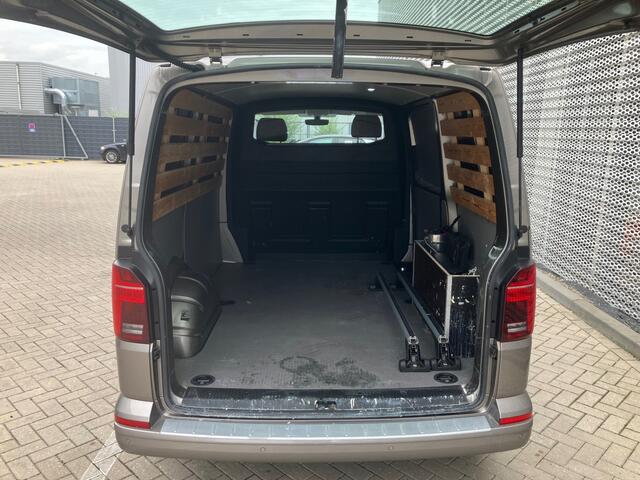 Volkswagen TRANSPORTER 2.0 TDI 199PK DSG L1H1 4-Motion Bulli
