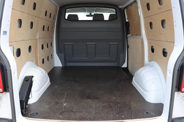 Volkswagen TRANSPORTER 2.0 TDI L1H1 26 Economy Business