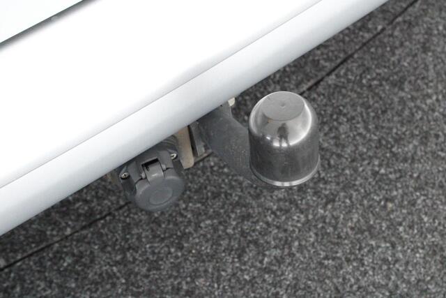 Volkswagen TRANSPORTER 2.0 TDI 150pk DSG L2H1 DC Highline Schuifdeur L+R Trekhaak Sidebars Navigatie