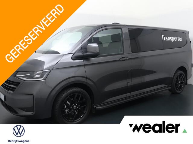 Volkswagen TRANSPORTER 2.0 TDI L2H1 DC 30 Bulli Intro L2 170 Pk Automaat Dubbele Cabine 5-Persoons | LM 19" Zwart Treeplanken | Navigatie Apple Carplay / Android Auto DAB+ | Trekhaak