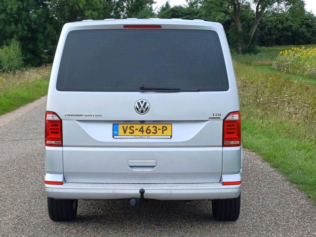 Volkswagen TRANSPORTER 2.0 TDI L2H1 DC 4Motion Highline. Zeer complete auto