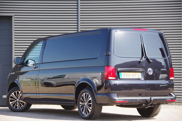 Volkswagen TRANSPORTER 2.0 TDI L2 BULLI 150PK AUT. LED, LEDER, TREKHAAK, ADAPT. CRUISE, DIGITAL COCKPIT, NAVI, AIRCO, CARPLAY, PARKEERSENSOREN, NL AUTO, NAP