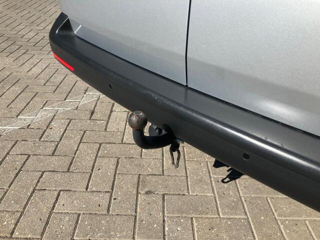 Volkswagen TRANSPORTER 2.0 TDI 110 PK L2H1 DC Comfortline Navi etc.