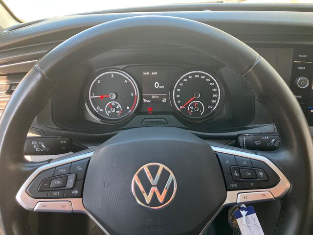 Volkswagen TRANSPORTER 2.0 TDI 110 PK L2H1 DC Comfortline Navi etc.