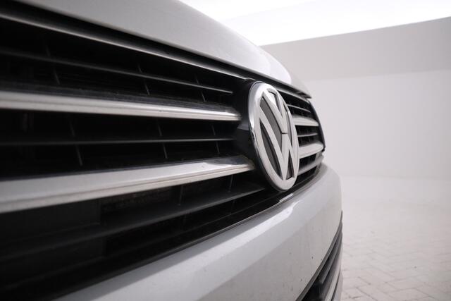 Volkswagen TRANSPORTER 2.0 TDI L2 H1 Highline Automaat, Leer, Navigatie, Climate,