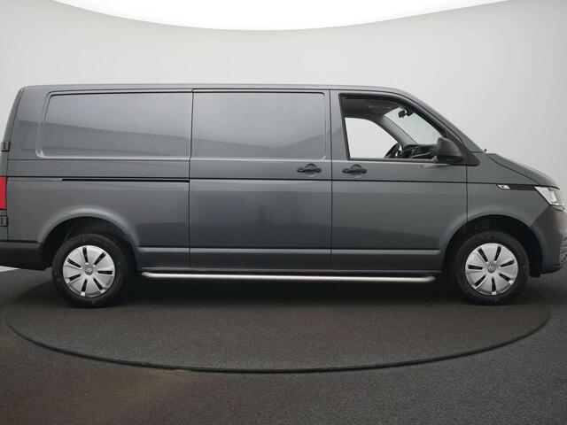 Volkswagen TRANSPORTER 2.0 TDI L2H1 110PK | Airco | Navigatie ( Apple Carplay / Android auto ) | Trekhaak |