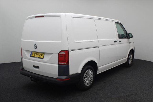 Volkswagen TRANSPORTER 2.0 TDI L1H1 Economy 2018 NAP Dealeronderhouden | Trekhaak | Elektrische ramen + spiegels | Radio USB |