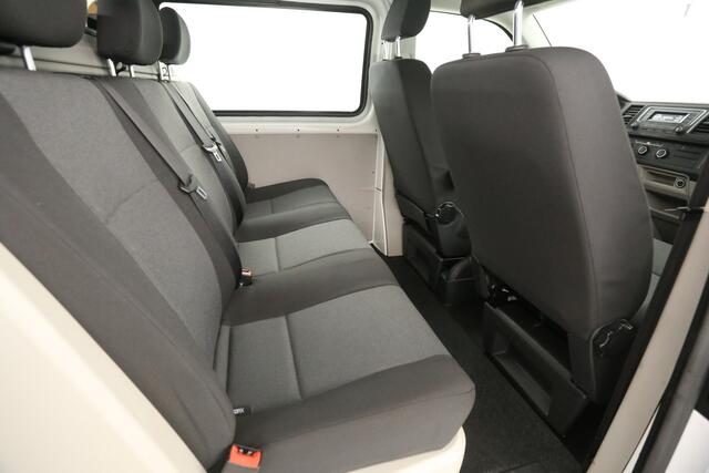 Volkswagen TRANSPORTER 2.0 TDI L2H1 | Dubbele Cabine | 5 Persoons | Airco Cruise PDC Trekhaak