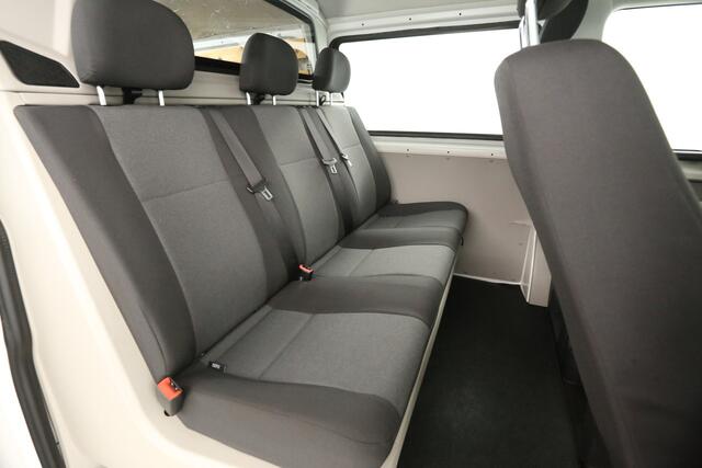 Volkswagen TRANSPORTER 2.0 TDI L2H1 | Dubbele Cabine | 5 Persoons | Airco Cruise PDC Trekhaak