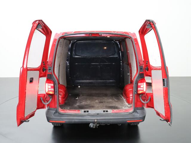 Volkswagen TRANSPORTER 2.0TDI 150PK | Navigatie | Airco | 3-Persoons | Trekhaak