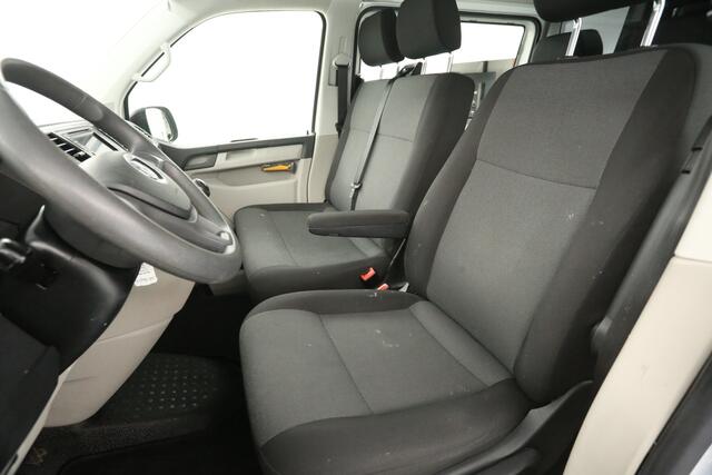 Volkswagen TRANSPORTER 2.0 TDI L2H1 140PK | Dubbele Cabine | 6 Persoons | Airco Carplay Navi Imperiaal Trekhaak