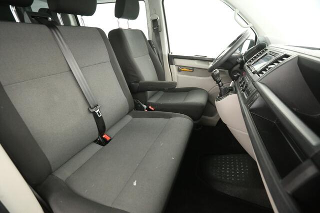 Volkswagen TRANSPORTER 2.0 TDI L2H1 140PK | Dubbele Cabine | 6 Persoons | Airco Carplay Navi Imperiaal Trekhaak