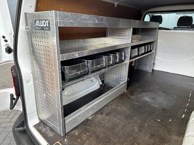 Volkswagen TRANSPORTER 2.0 TDI 102 PK / L2H1 / 1e EIG. / ALUCA INRICHTING / IMPERIAAL / TREKHAAK / AIRCO / CRUISE / BLUETOOTH / 3-ZITS