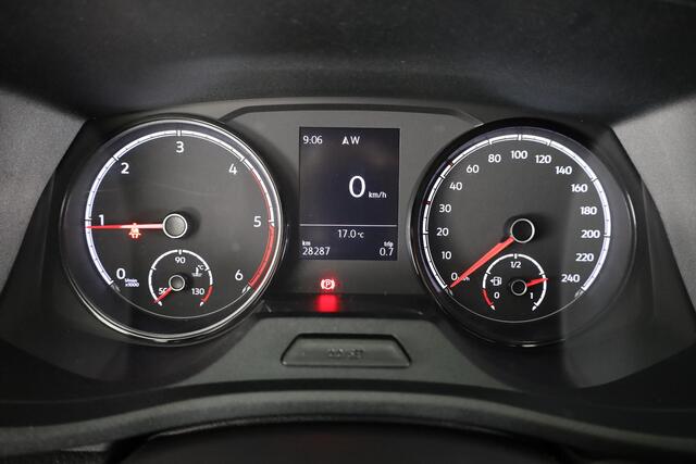Volkswagen TRANSPORTER 2.0 TDI L2H1 28 Comfortline 110 pk | Verlengde garantie | Navigatie| Lederen stuurwiel | Trekhaak | Parkeersensoren achter | Cruise control | Apple Carplay/Android Auto |