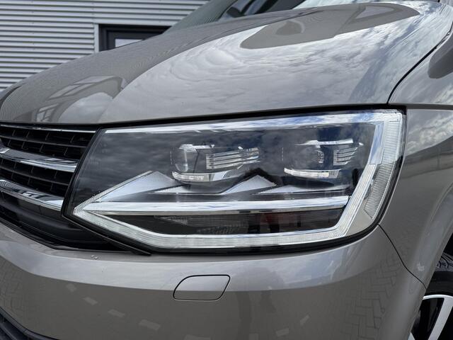 Volkswagen TRANSPORTER 2.0 TDI L2H1 DC Highline 5 persoons ?Automaat ?Full LED ?Half Leder Alcantara ?Dubbele Schuifdeur ?Navigatie ?Parkeersensoren ?Trekhaak