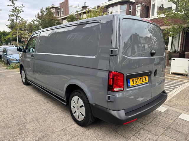 Volkswagen TRANSPORTER 2.0 TDI L2H1 28 Economy Business PDC voor en achter Carplay
