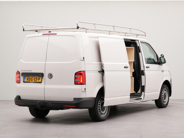 Volkswagen TRANSPORTER 2.0 TDI L2H1 Comfortline 75Kw | Navigatie | Achteruitrijcamera | Appconnect |trekhaak