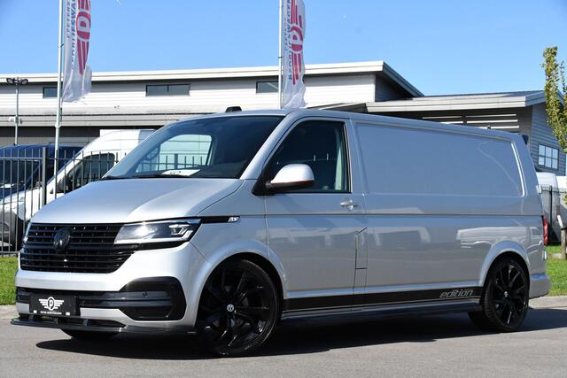 Volkswagen TRANSPORTER 2.0 TDI L2H1 32 Bulli Virtual, Adaptieve Cruise, LED, Carplay, Automaat, NAVI, Trekhaak, Sensoren, Uniek!