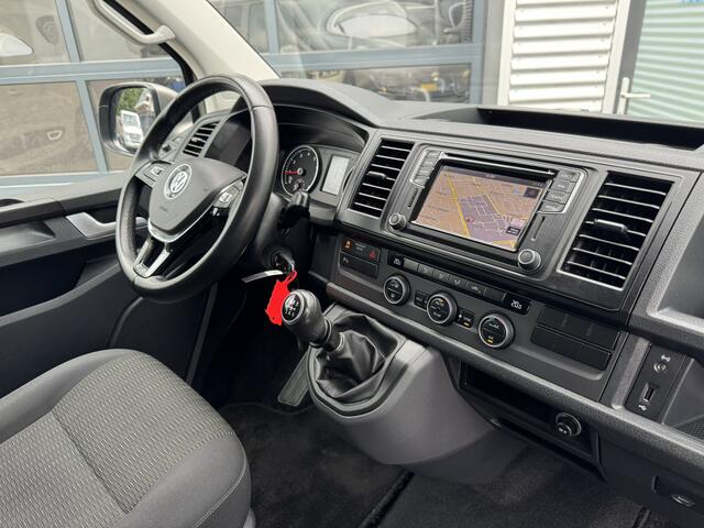 Volkswagen TRANSPORTER 2.0 TSI Caravelle Rolstoel Vervoer 5 Persoons